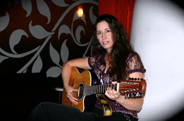 Live Music with Lisa Itts